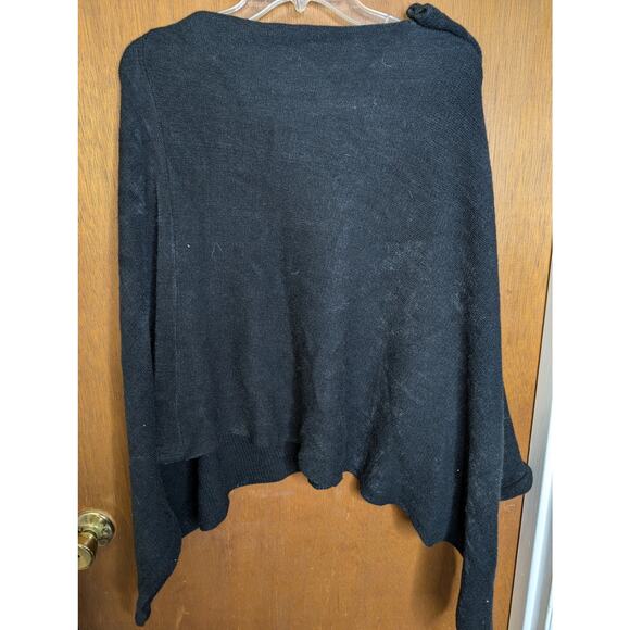 Janie Besner poncho - Picture 2 of 3